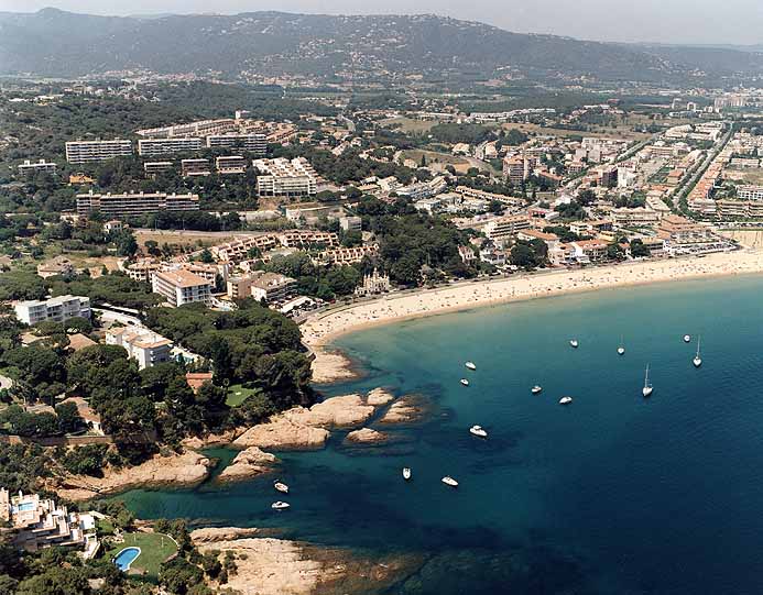 Gerona: Sant Feliu de Guíxols y la Costa Brava