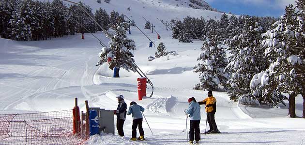 Teruel, vacaciones de Navidad. Estaciones de esquí y snowboard