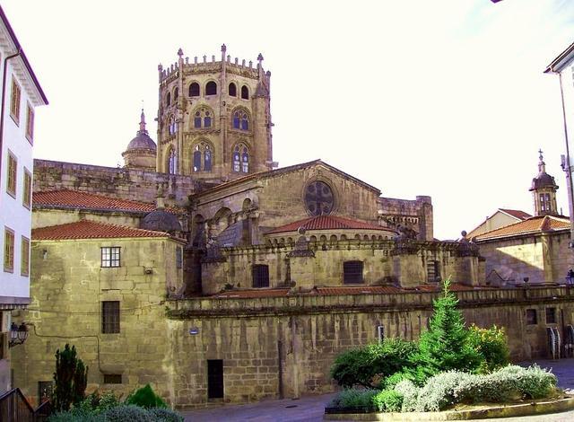 Orense, fin de semana cultural y monumental