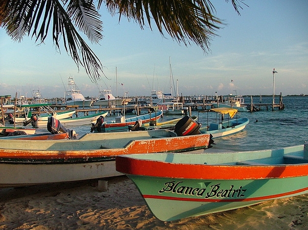 Ir más allá del continente a la isla caribeña de la Mujer 