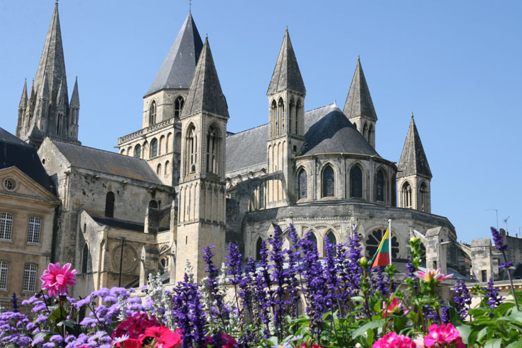 Escapadas y vacaciones en Caen (Francia)