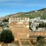 Granada, una maravilla a los pies de Sierra Nevada