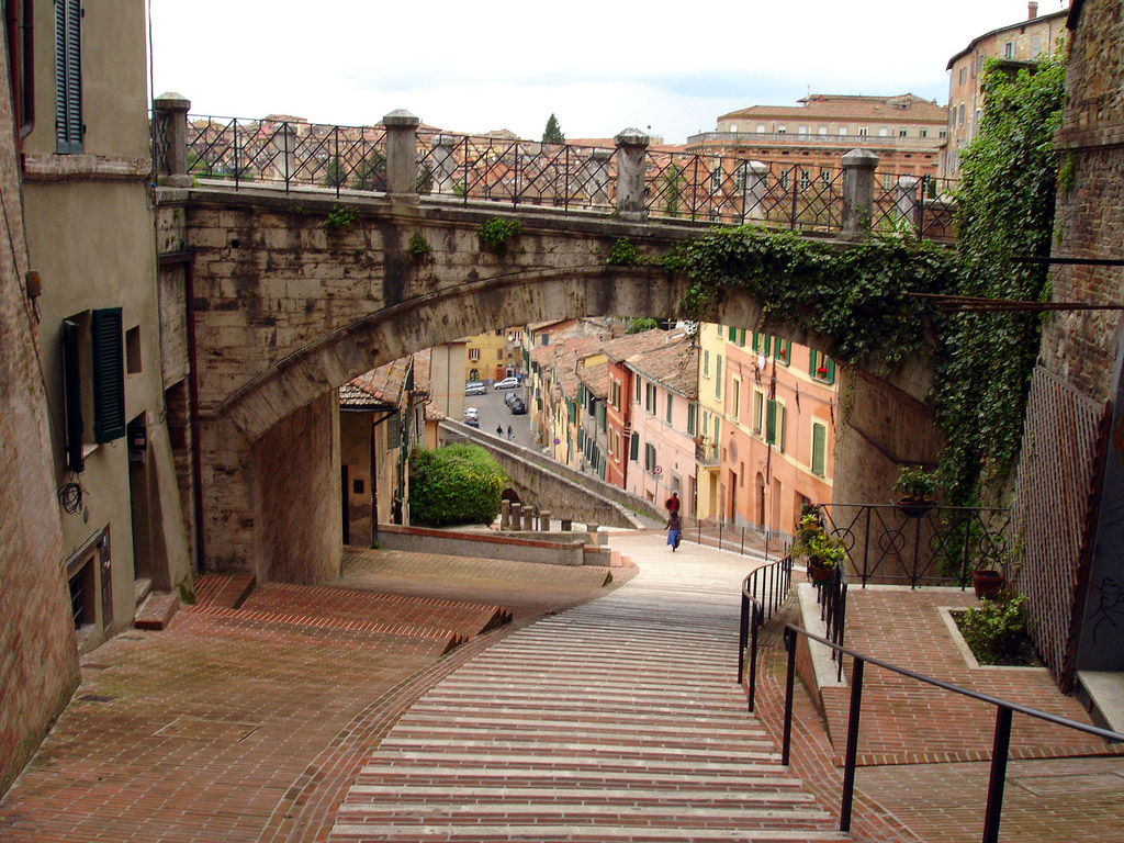 Viajes baratos a Perugia, un paseo por la historia en un entorno sensacional