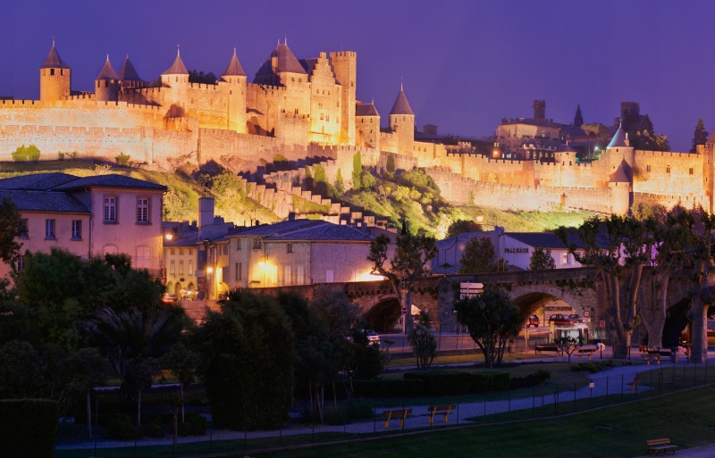 Carcassonne: la Cité Médiévale y la Bastide de Saint Louis