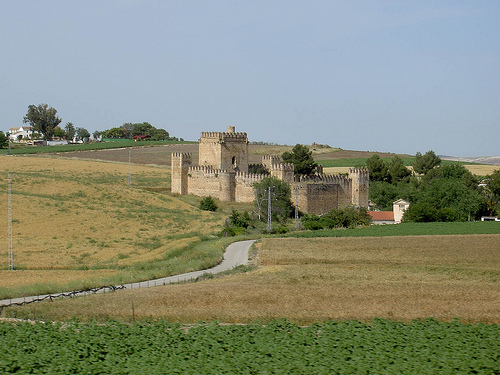 Castillo de las Aguzaderas | Turismo rural en Sevilla