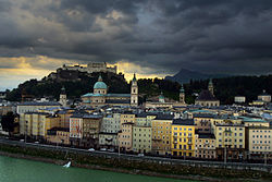 Salzburgo, ciudad monumental en una región de hermosos paisajes