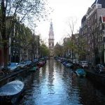 Una ciudad sobre el agua. Cautivadora leyenda sobre Amsterdam. Julio