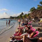 Nadar con los delfines en Cancún. Una experiencia única y entrañable en Semana Santa